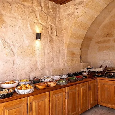 Ages In Cappadocia 호텔 *